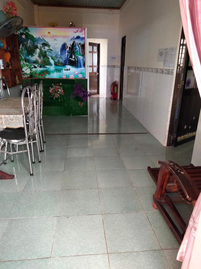 Bao Hoang Homestay Chi Khu Co Ong Buitenkant foto